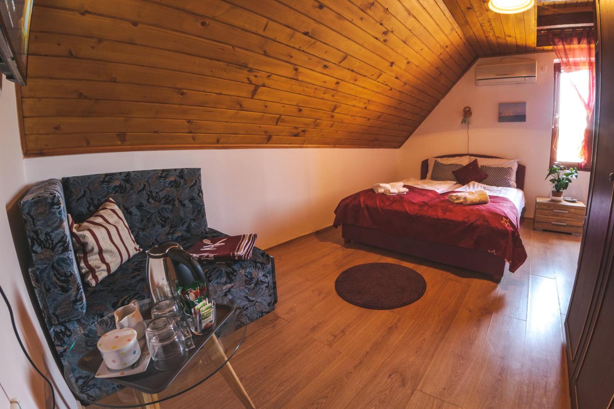 Linett Apartman Hajdúszoboszló Pokój zdjęcie